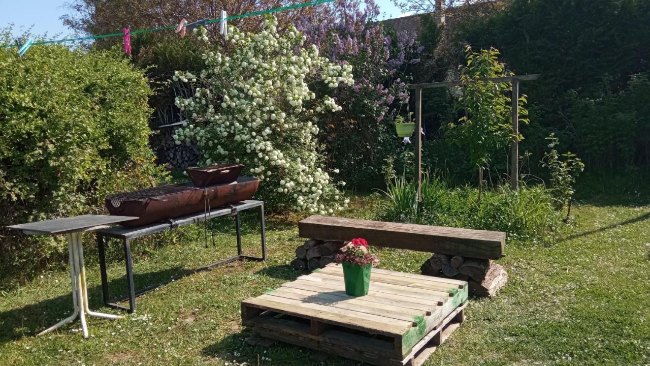 B&B Du Cerisier, Diner Sur Demande Noyers  Exteriér fotografie